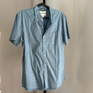 New in package Goodthreads Blue Casual Button Down Shirt